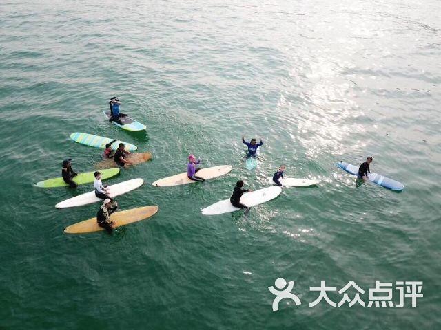 逃离可爱村落